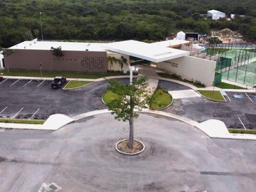 Casa en Venta en privada residencial en Conkal cerca del mar