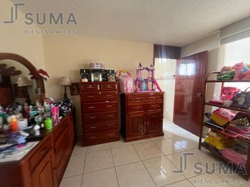 CASA EN RENTA CON ALBERCA EN COL. LAGUNA DE LA HERRADURA, TAMPICO TAMAULIPAS