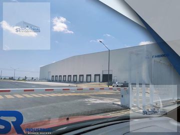 Bodega Industrial en renta en salinas victoria
