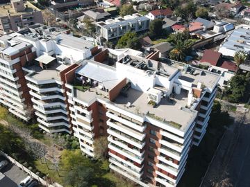 Departamento Penthouse en exclusivo sector de Las Condes.