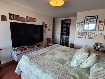 Departamento Penthouse en exclusivo sector de Las Condes.