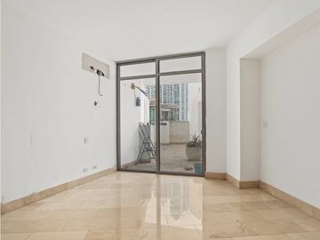 Venta de Apartamento en Punta Pacifica, PH The Grand Tower