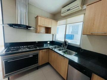 Alquiler de apartamento de 202 mts en Sa Francisco/ Ph Tao