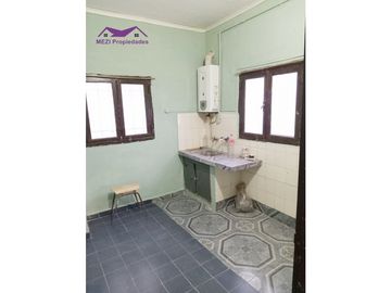 INVERSIÓN - 3 PROPIEDADES EN 1 - BARRIO JARDN