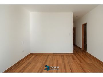 VENTA CASA TRES CERRITOS CALLE PETIRIBIES