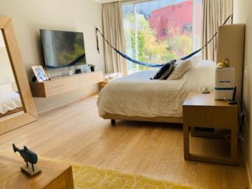 Casa en Venta con Jardin en  Bosques de las Lomas, conjunto