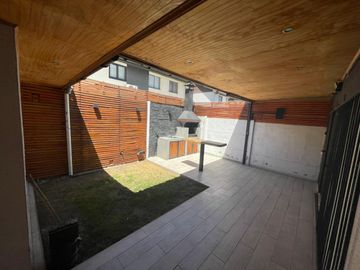 VENTA CASA EN CONDOMINIO MAIPÚ SEGURIDAD 24/7 4D-3B-2E