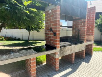 VENTA CASA EN CONDOMINIO MAIPÚ SEGURIDAD 24/7 4D-3B-2E