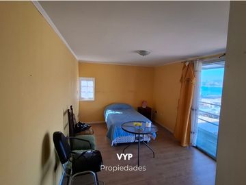 ENORME CASA VALPARAISO 2 PISOS SOLEADA