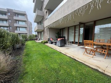 EN VENTA MODERNO DEPARTAMENTO EN EDIFICIO PEÑON ORIENTE