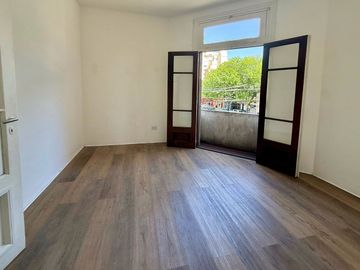 PH EN VENTA 3 AMBIENTES PATIO Y TERRAZA EN BOEDO