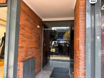 Venta departamento 3 ambientes flores