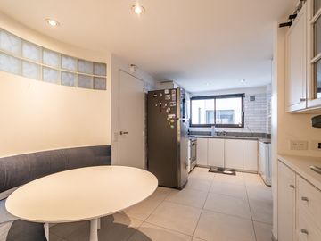 DEPARTAMENTO 3 AMBIENTES VENTA LAS CAÑITAS COCHERA