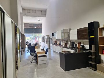 LOCAL EN VENTA NUÑEZ DOBLE ALTURA