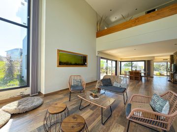 VENTA CASA EN BARRIO GOLF – TANDIL