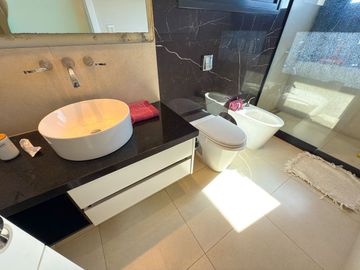 VENTA CASA EN BARRIO GOLF – TANDIL