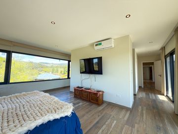 VENTA CASA EN BARRIO GOLF – TANDIL