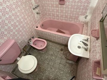 VENTA CASA 4 DORM. - 229 m2 - BARRIO SAN PEDRITO