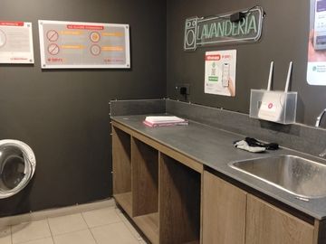 VIVE CONECTADO EN EL CORAZÓN DE LA FLORIDA