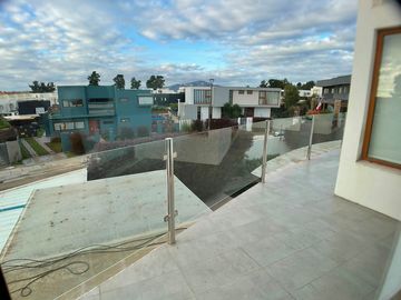 VENTA CASA 5HAB 5BA CONCON