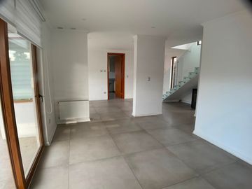 VENTA CASA 5HAB 5BA CONCON