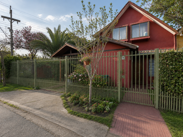 VENTA DE CASA EN VILLA VALLE DORADO