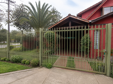 VENTA DE CASA EN VILLA VALLE DORADO