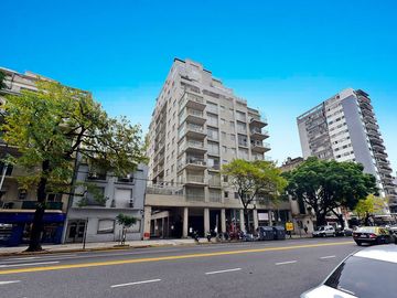 VENTA DEPTO 2 AMB COCHERA GYM SAUNA EN COLEGIALES