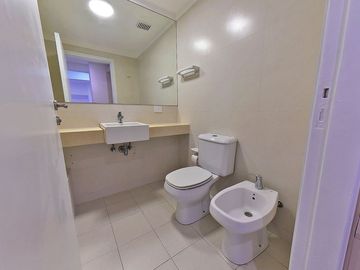 VENTA DEPTO 2 AMB COCHERA GYM SAUNA EN COLEGIALES