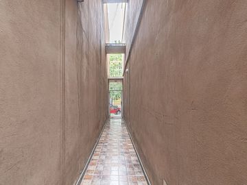 VENTA PH 2 AMBIENTES EN CIUDADELA CON TERRAZA