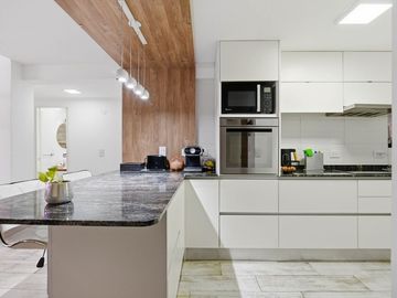 VENTA DEPTO 3 AMB CON PATIO EN LOMITAS APTO CRED