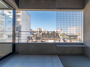 ALQUILER DEPTO. 2 AMB. C/COCHERA - AMENITIES