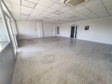 ALQUILER OFICINAS  - Edificio Corporativo 276 m²