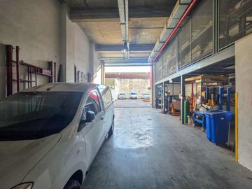 ALQUILER OFICINAS  - Edificio Corporativo 276 m²