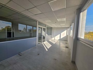 ALQUILER OFICINAS  - Edificio Corporativo 276 m²