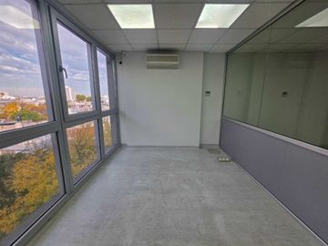 ALQUILER OFICINAS  - Edificio Corporativo 276 m²
