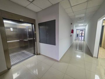 ALQUILER OFICINAS  - Edificio Corporativo 276 m²