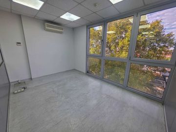 ALQUILER OFICINAS  - Edificio Corporativo 276 m²