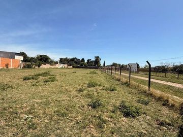 LOTE EN VENTA DE 382M2 EN BURZACO