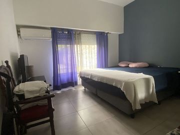 VENTA CASA 3 AMBIENTES C/JARDIN FLORIDA OESTE