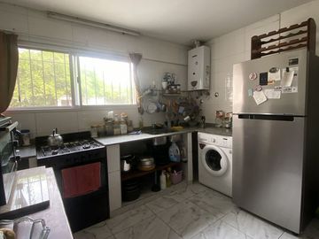 VENTA CASA 3 AMBIENTES C/JARDIN FLORIDA OESTE