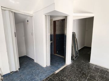 ALQUILER LOCAL SIN EXPENSAS EN MONTE CASTRO - CABA