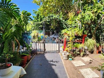 VENTA CASA 4 AMBIENTES A REFACCIONAR EN VERSALLES