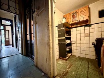 Venta ph 3 ambientes con balcon a refaccionar caba