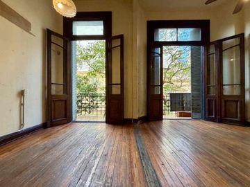 Venta ph 3 ambientes con balcon a refaccionar caba