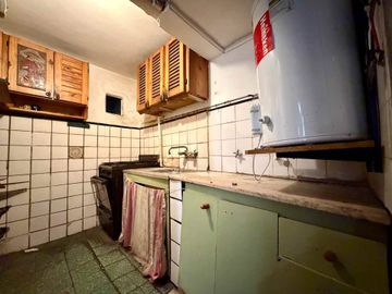 Venta ph 3 ambientes con balcon a refaccionar caba