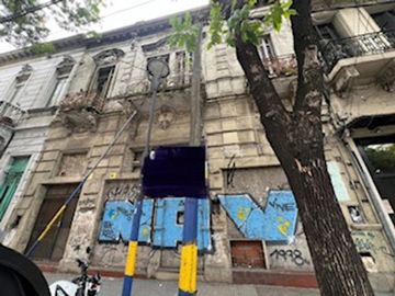 Venta Lote en Almirante Brown al 800 Caba-La Boca