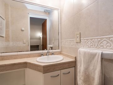 VENTA PH TIPO CASA 5 AMB COCH JARDIN COLEGIALES
