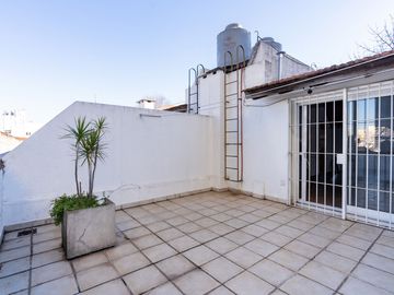 VENTA PH TIPO CASA 5 AMB COCH JARDIN COLEGIALES