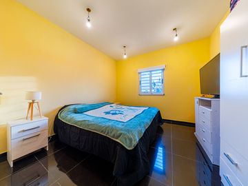 CASA EN VENTA 2 DORMITORIOS COCHERA TDS 3 SECTOR A
